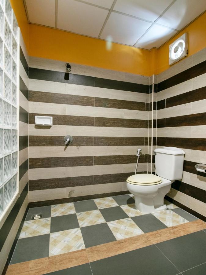Oyo 1160 Top Inn Lam Luk Ka Ban Lat Krachaeng Dış mekan fotoğraf