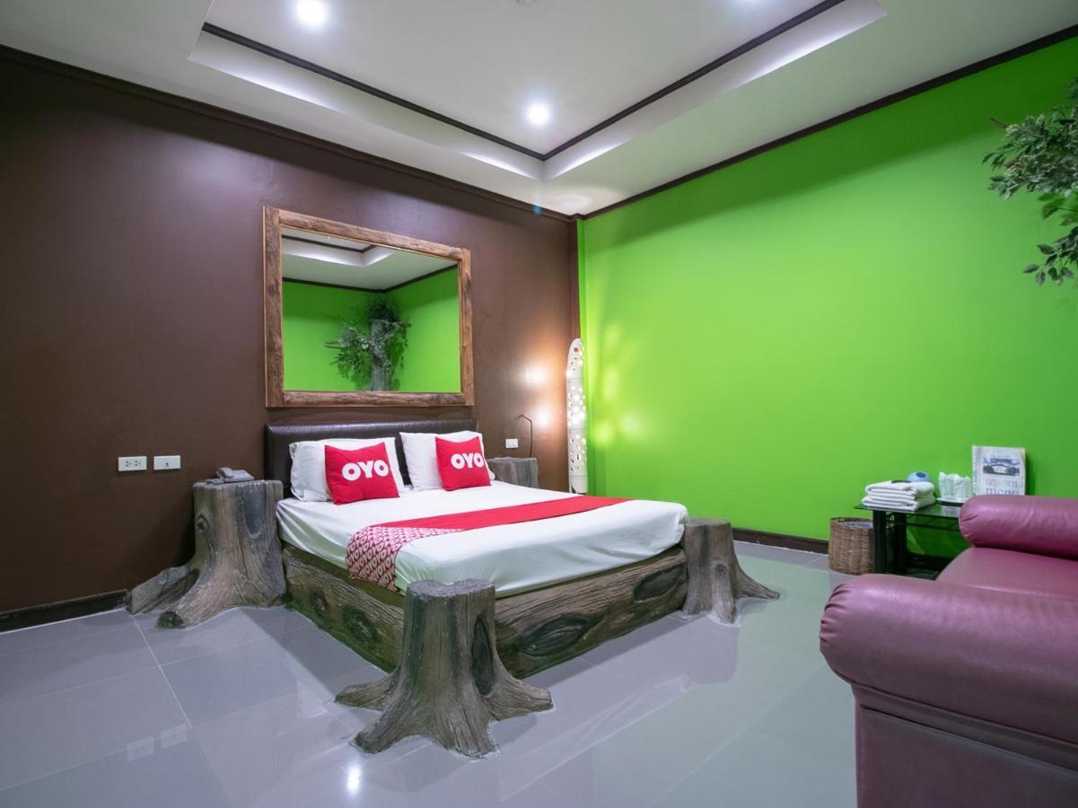 Oyo 1160 Top Inn Lam Luk Ka Ban Lat Krachaeng Dış mekan fotoğraf