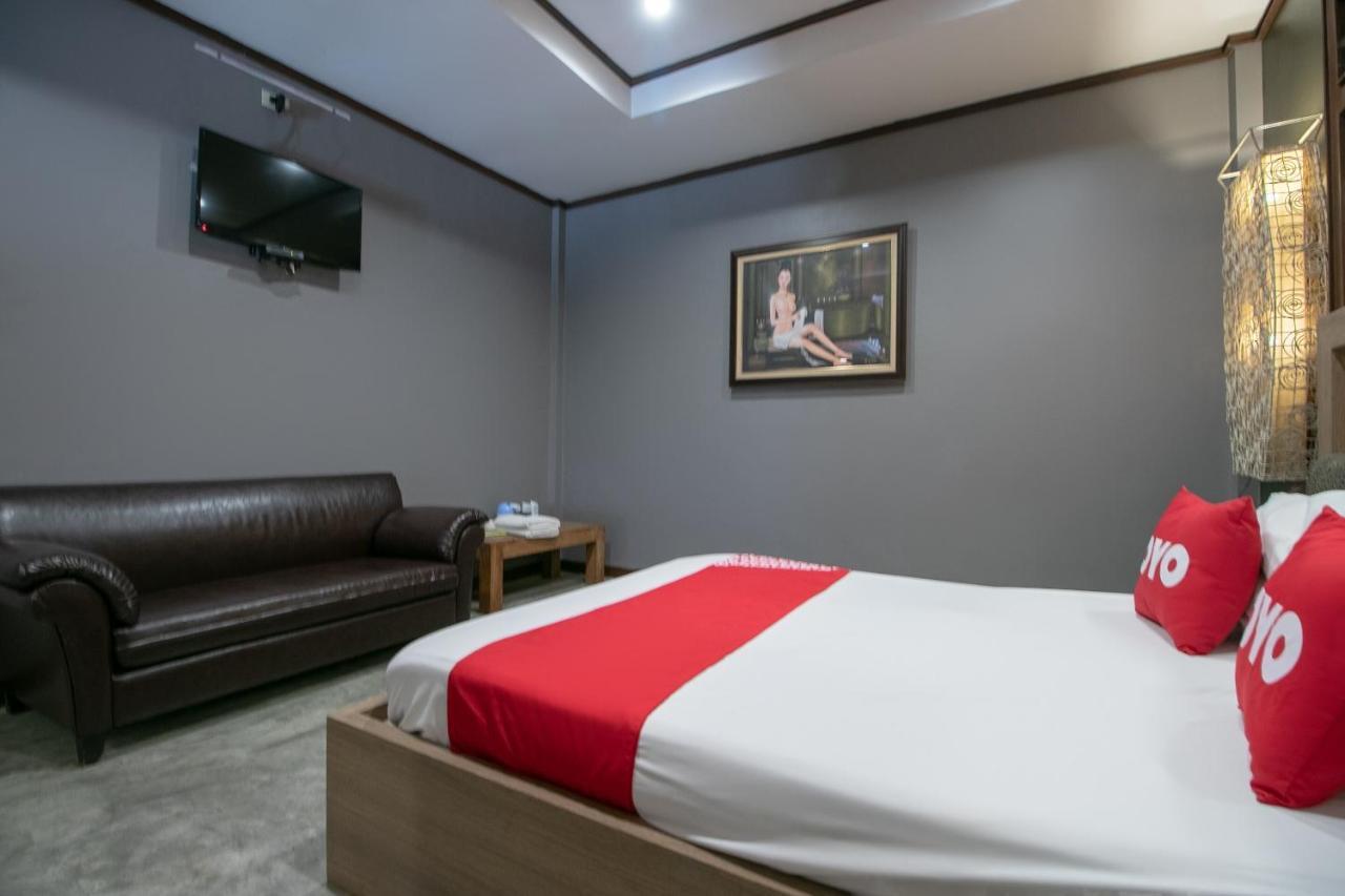 Oyo 1160 Top Inn Lam Luk Ka Ban Lat Krachaeng Dış mekan fotoğraf