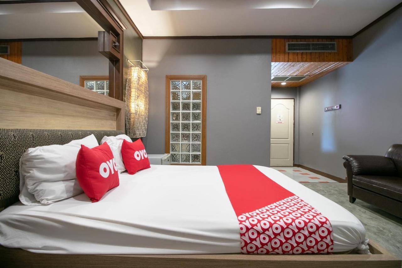 Oyo 1160 Top Inn Lam Luk Ka Ban Lat Krachaeng Dış mekan fotoğraf