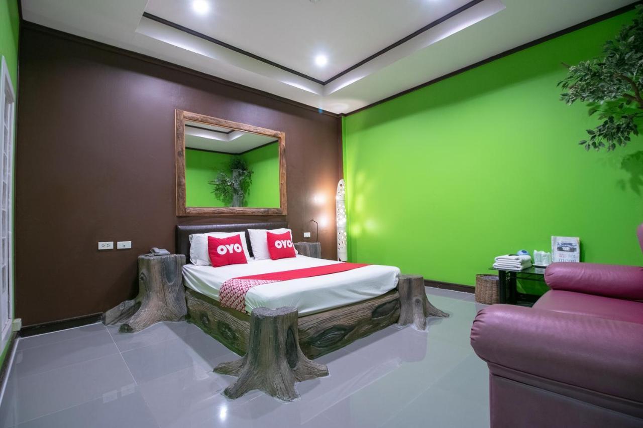 Oyo 1160 Top Inn Lam Luk Ka Ban Lat Krachaeng Dış mekan fotoğraf