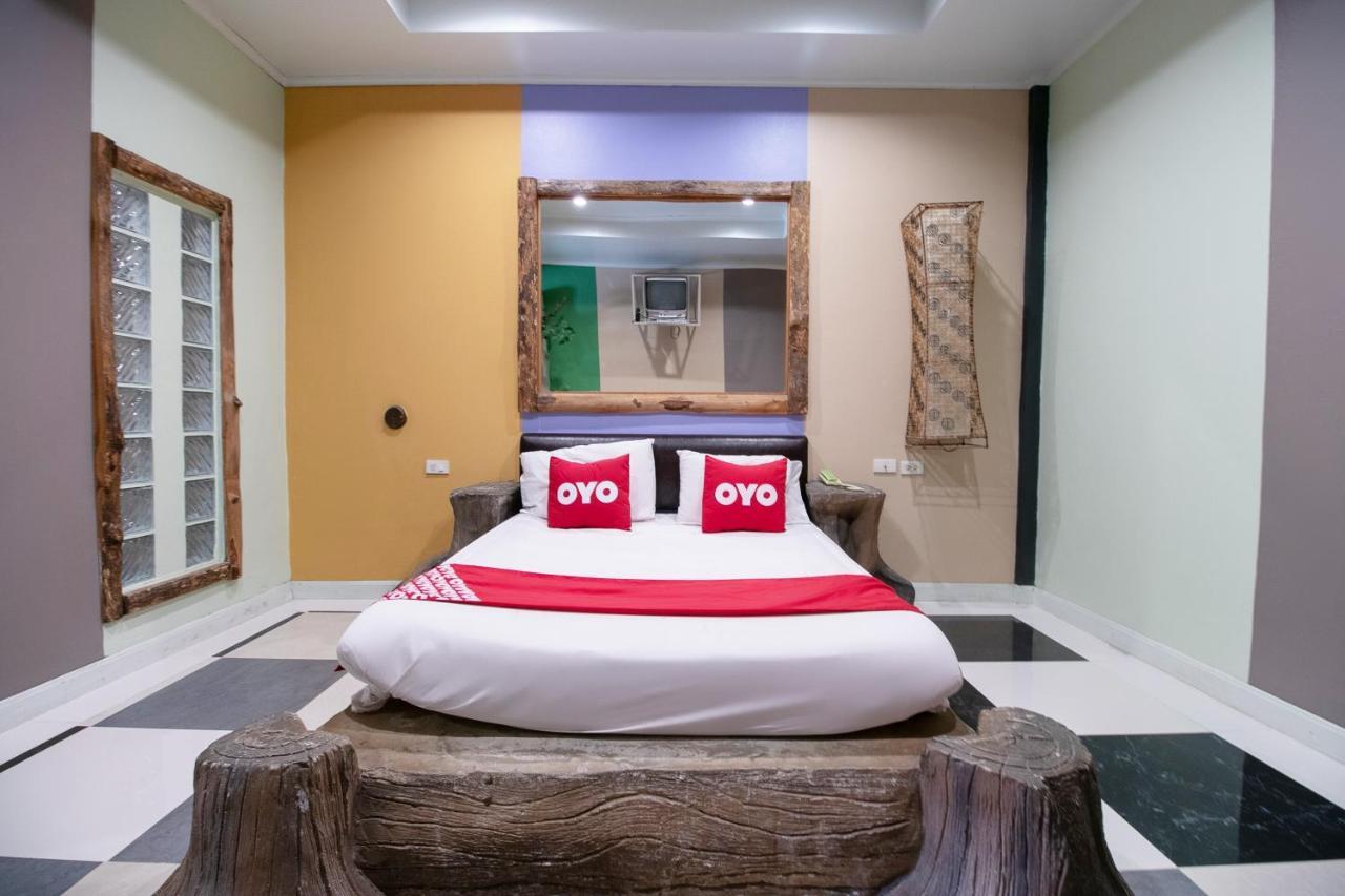 Oyo 1160 Top Inn Lam Luk Ka Ban Lat Krachaeng Dış mekan fotoğraf